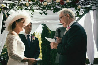 33 ans de mariage : Signification et idées cadeaux pour les noces de porphyre