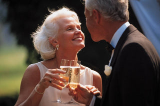 25 ans de mariage : Signification et idées cadeaux pour les noces d'argent