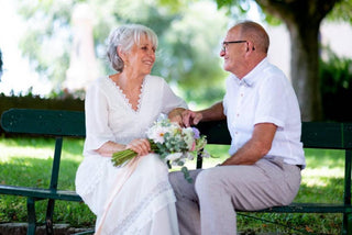 56 ans de mariage : Signification et Idées cadeaux pour les noces de lapis-lazul