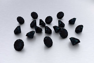Diamant noir : tout connaitre de cette pierre d’exception