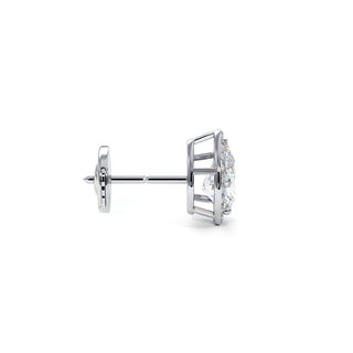 Boucles d'Oreilles Odéon Diamant Poire, halo de diamants de laboratoire, or blanc 18 carats ou platine 950 — Maison Laveran Paris