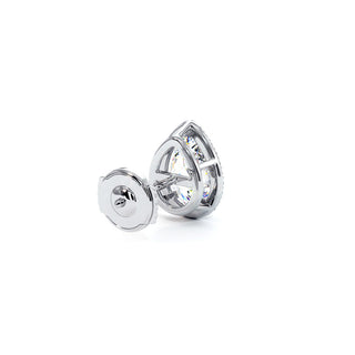 Boucles d'Oreilles Odéon Diamant Poire, halo de diamants de laboratoire, or blanc 18 carats ou platine 950 — Maison Laveran Paris