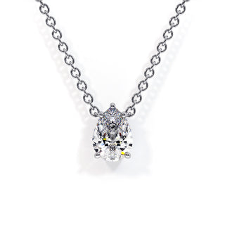 Pendentif Diamant Montaigne Poire, diamants de laboratoire, or blanc 18 carats ou platine 950 — Maison Laveran Paris