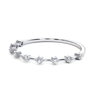 Demi-Alliance Saint-Louis, diamants de laboratoire, or blanc 18 carats ou platine 950 — Maison Laveran Paris