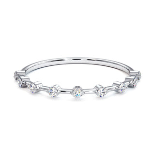 Demi-Alliance Saint-Louis, diamants de laboratoire, or blanc 18 carats ou platine 950 — Maison Laveran Paris