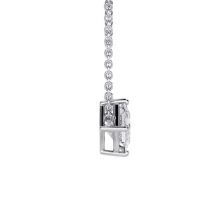 Pendentif Diamant Montaigne Princesse, diamants de laboratoire, or blanc 18 carats ou platine 950 — Maison Laveran Paris