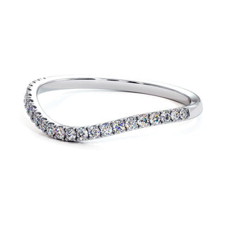 Demi-Alliance Diamants Wagram, diamants de laboratoire, or blanc 18 carats ou platine 950 — Maison Laveran Paris
