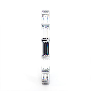 Alliance Montaigne Diamants Baguettes, tour complet de diamants baguettes de laboratoire, or blanc 18 carats ou platine 950 — Maison Laveran Paris
