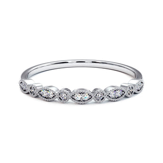 Demi-Alliance Diamants Saint Honoré, diamants de laboratoire, or blanc 18 carats ou platine 950 — Maison Laveran Paris