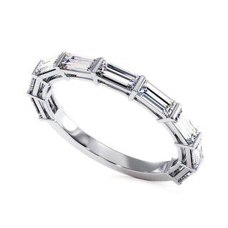 Demi-Alliance Montaigne Diamants Baguettes, diamants baguettes de laboratoire, or blanc 18 carats ou platine 950 — Maison Laveran Paris