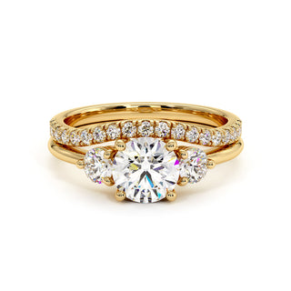 Bague Madeleine Diamant Rond, diamants de laboratoire, or jaune 18 carats — Maison Laveran Paris