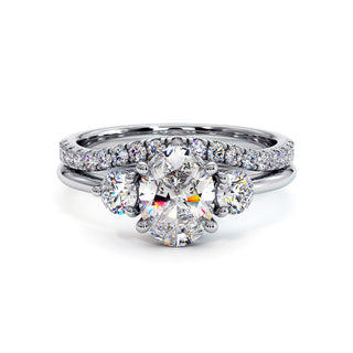 Bague Madeleine Diamant Ovale, diamants de laboratoire, or blanc 18 carats ou platine 950 — Maison Laveran Paris