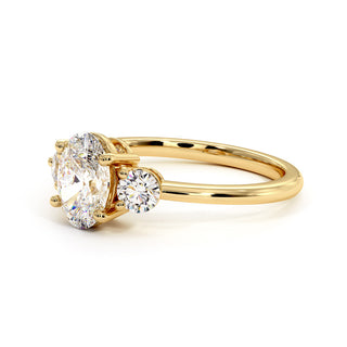Bague Madeleine Diamant Ovale, diamants de laboratoire, or jaune 18 carats — Maison Laveran Paris