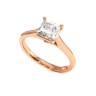 Bague Montaigne Princesse, solitaire diamant de laboratoire, or rose 18 carats — Maison Laveran Paris