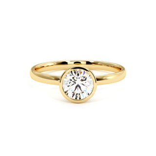 Bague Port Royal, solitaire diamant de laboratoire serti clos, or jaune 18 carats — Maison Laveran Paris