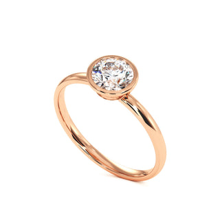 Bague Port Royal, solitaire diamant de laboratoire serti clos, or rose 18 carats — Maison Laveran Paris