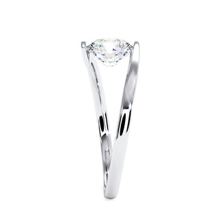 Bague Sorbonne, solitaire diamant de laboratoire, or blanc 18 carats ou platine 950 — Maison Laveran Paris