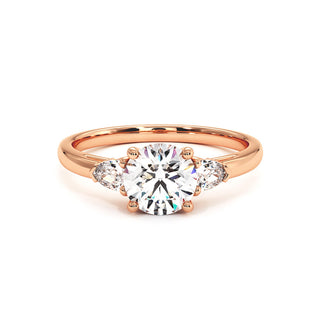 Solitaire Wagram, trilogie de diamants de laboratoire, or rose 18 carats — Maison Laveran Paris
