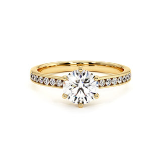 Solitaire Concorde, diamant de laboratoire sur jonc pavé, or jaune 18 carats — Maison Laveran Paris