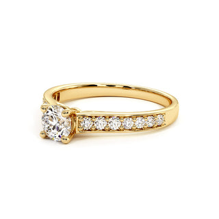 Solitaire Georges V, diamant de laboratoire sur jonc pavé, or jaune 18 carats — Maison Laveran Paris