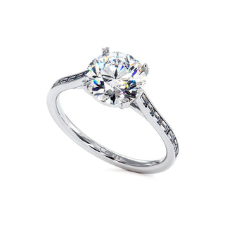 Bague Panthéon, diamant de laboratoire sur jonc pavé, or blanc 18 carats ou platine 950 — Maison Laveran Paris