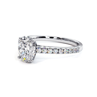 Bague Vendôme Diamant Ovale, diamants de laboratoire, or blanc 18 carats ou platine 950 — Maison Laveran Paris