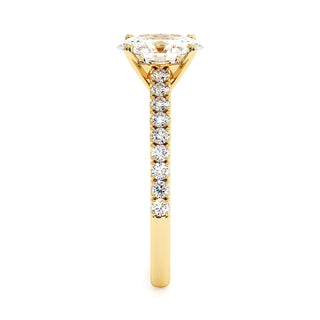 Bague Vendôme Diamant Ovale, diamants de laboratoire, or jaune 18 carats — Maison Laveran Paris