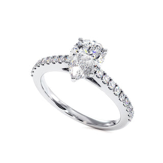 Bague Vendôme Diamant Poire, diamants de laboratoire, or blanc 18 carats ou platine 950 — Maison Laveran Paris