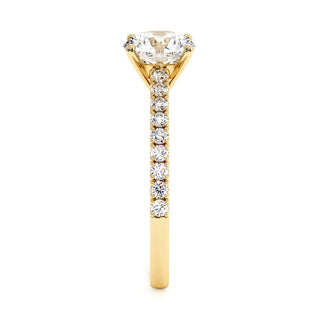 Bague Vendôme Diamant Rond, diamants de laboratoire, or jaune 18 carats — Maison Laveran Paris