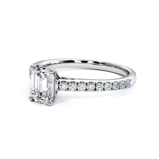 Bague Vendôme Diamant Taille Émeraude, diamants de laboratoire, or blanc 18 carats ou platine 950 — Maison Laveran Paris