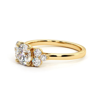Bague Rivoli, trilogie de diamants de laboratoire, or jaune 18 carats — Maison Laveran Paris