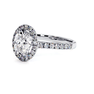 Bague Odéon Diamant Ovale, halo de diamants de laboratoire, or blanc 18 carats ou platine 950 — Maison Laveran Paris