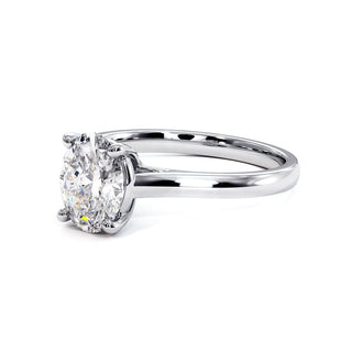 Bague Montaigne Diamant Ovale, solitaire diamant de laboratoire, or blanc 18 carats ou platine 950 — Maison Laveran Paris