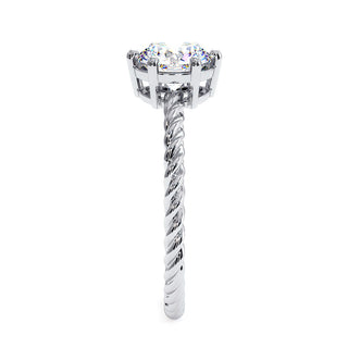 Bague Lafayette, solitaire diamant de laboratoire, or blanc 18 carats ou platine 950 — Maison Laveran Paris