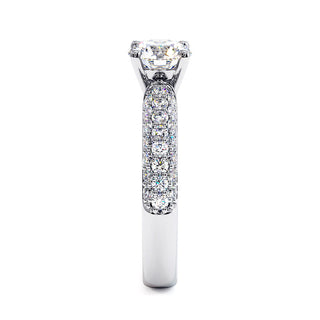 Bague Victor Hugo, diamant de laboratoire sur jonc pavé, or blanc 18 carats ou platine 950 — Maison Laveran Paris