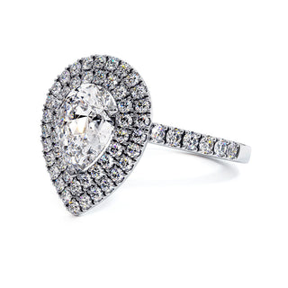 Bague Odéon Double Halo Poire, diamants de laboratoire, or blanc 18 carats ou platine 950 — Maison Laveran Paris
