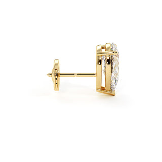 Boucles d'Oreilles Montaigne Diamant Poire, puces solitaires en diamants de laboratoire, or jaune 18 carats — Maison Laveran Paris