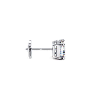 Boucles d'Oreilles Montaigne Diamant Princesse, puces solitaires en diamants de laboratoire, or blanc 18 carats ou platine 950 — Maison Laveran Paris