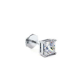 Boucles d'Oreilles Montaigne Diamant Princesse, puces solitaires en diamants de laboratoire, or blanc 18 carats ou platine 950 — Maison Laveran Paris