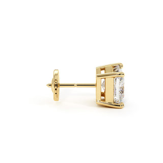 Boucles d'Oreilles Montaigne Diamant Princesse, puces solitaires en diamants de laboratoire, or jaune 18 carats — Maison Laveran Paris