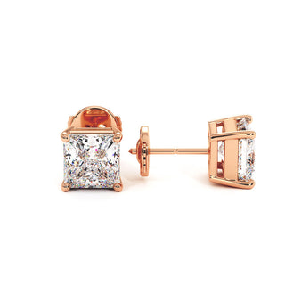 Boucles d'Oreilles Montaigne Diamant Princesse, puces solitaires en diamants de laboratoire, or rose 18 carats — Maison Laveran Paris