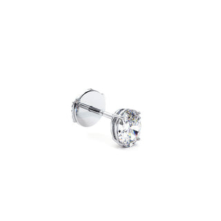 Boucles d'Oreilles Montaigne Diamant Ovale, puces solitaires en diamants de laboratoire, or blanc 18 carats ou platine 950 — Maison Laveran Paris