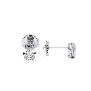 Boucles d'Oreilles Montaigne Diamant Ovale, puces solitaires en diamants de laboratoire, or blanc 18 carats ou platine 950 — Maison Laveran Paris