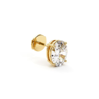 Boucles d'Oreilles Montaigne Diamant Ovale, puces solitaires en diamants de laboratoire, or jaune 18 carats — Maison Laveran Paris