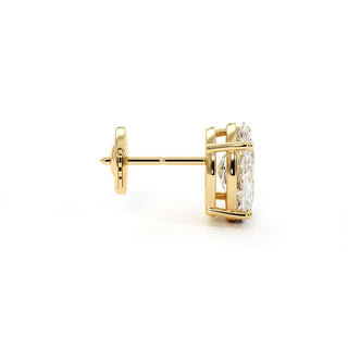 Boucles d'Oreilles Montaigne Diamant Ovale, puces solitaires en diamants de laboratoire, or jaune 18 carats — Maison Laveran Paris