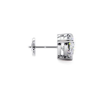 Boucles d'Oreilles Montaigne Diamant Cœur, puces solitaires en diamants de laboratoire, or blanc 18 carats ou platine 950 — Maison Laveran Paris