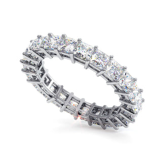 Alliance Montaigne Diamants Princesses, tour complet de diamants princesses de laboratoire, or blanc 18 carats ou platine 950 — Maison Laveran Paris