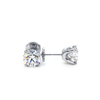 Boucles d'Oreilles Montaigne Diamant Rond, puces solitaires en diamants de laboratoire, or blanc 18 carats ou platine 950 — Maison Laveran Paris