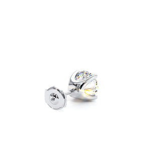 Boucles d'Oreilles Montaigne Diamant Rond, puces solitaires en diamants de laboratoire, or blanc 18 carats ou platine 950 — Maison Laveran Paris