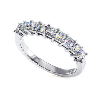 Demi-Alliance Montaigne Diamants Princesses, diamants de laboratoire, or blanc 18 carats ou platine 950 — Maison Laveran Paris